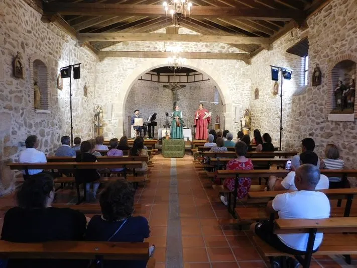 Extrema sensibilidad en Sieteiglesias de Tormes con 'Arcos y Ecos' | Imagen 1