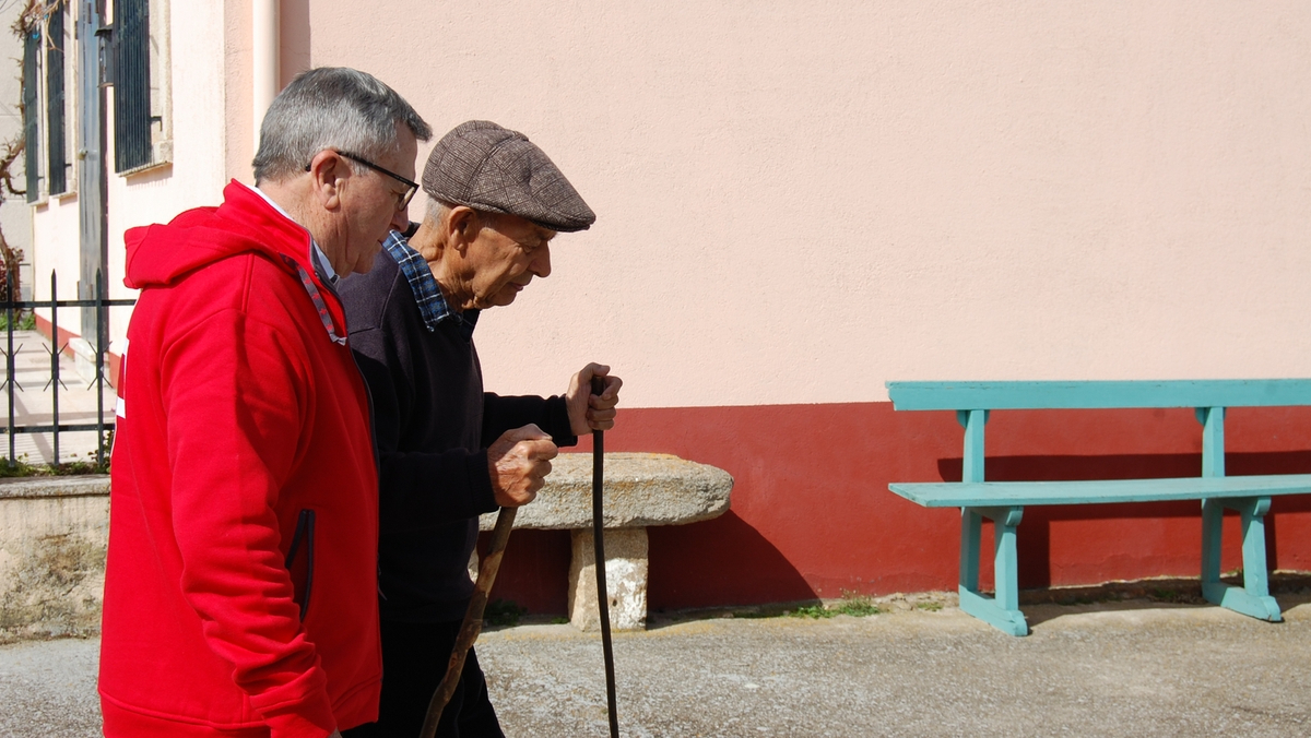 Cruz Roja celebra en Vitigudino el Día de la Banderita para reforzar el apoyo en zonas rurales 