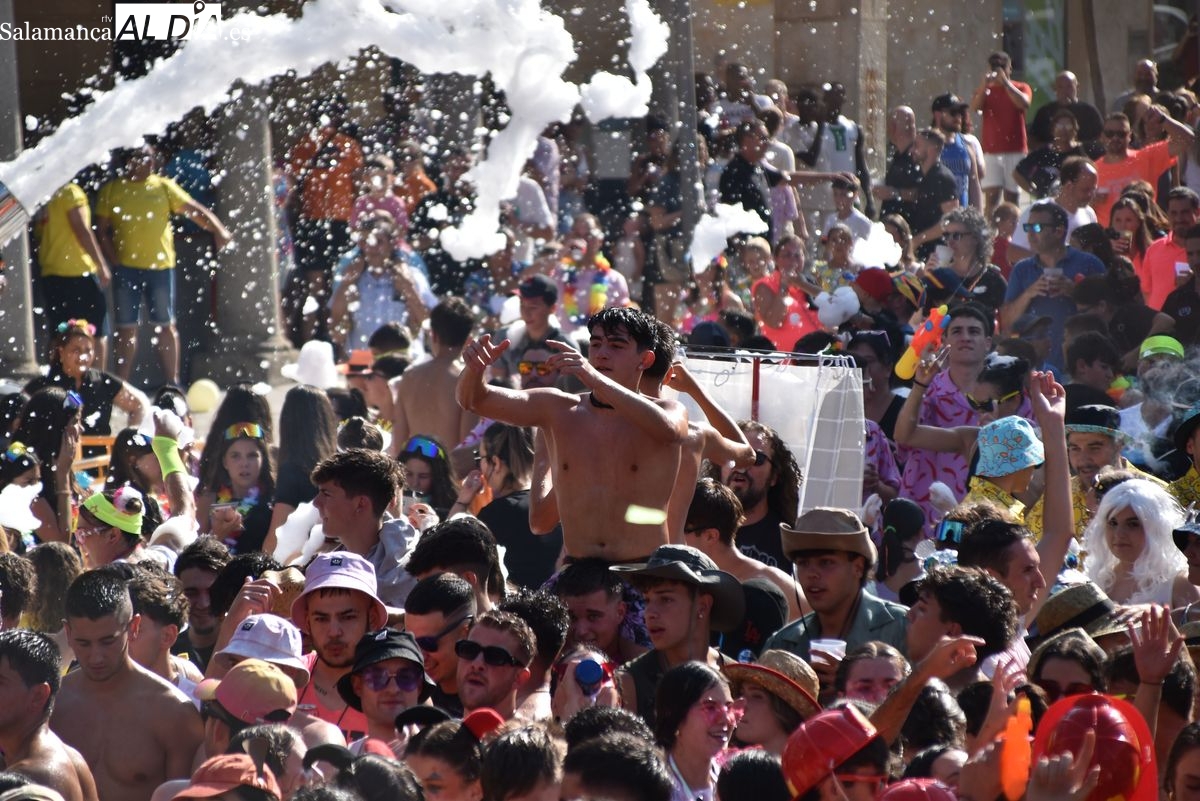 VÍDEO y FOTOS | Guijuelo vibra con un chupinazo multitudinario 