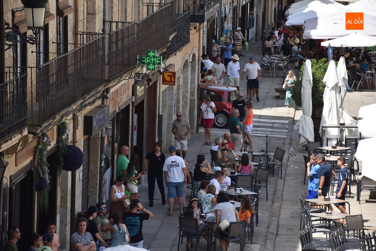 Concurridísimo sábado central de agosto en Ciudad Rodrigo con toques en otros idiomas