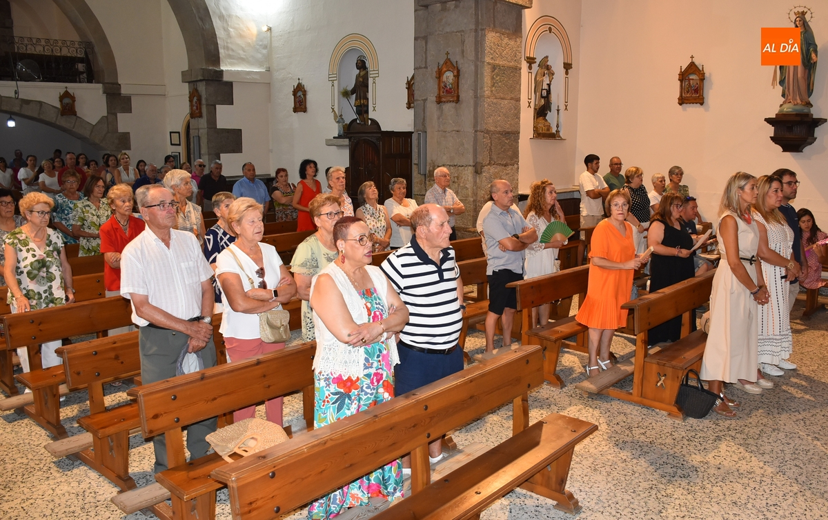 San Andrés dedica su misa dominical a la Asociación de Vecinos del barrio