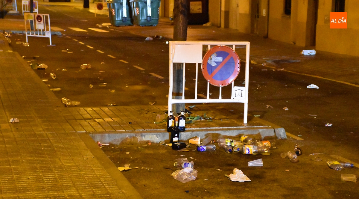 El Martes Chico deja unos 20.000 kilos de basura