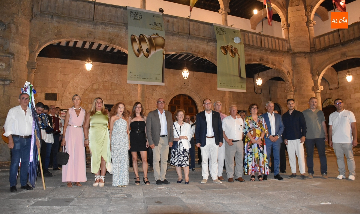 Silvia García Rojo y la familia Acosta Rubio protagonizan el caluroso arranque del Martes Mayor
