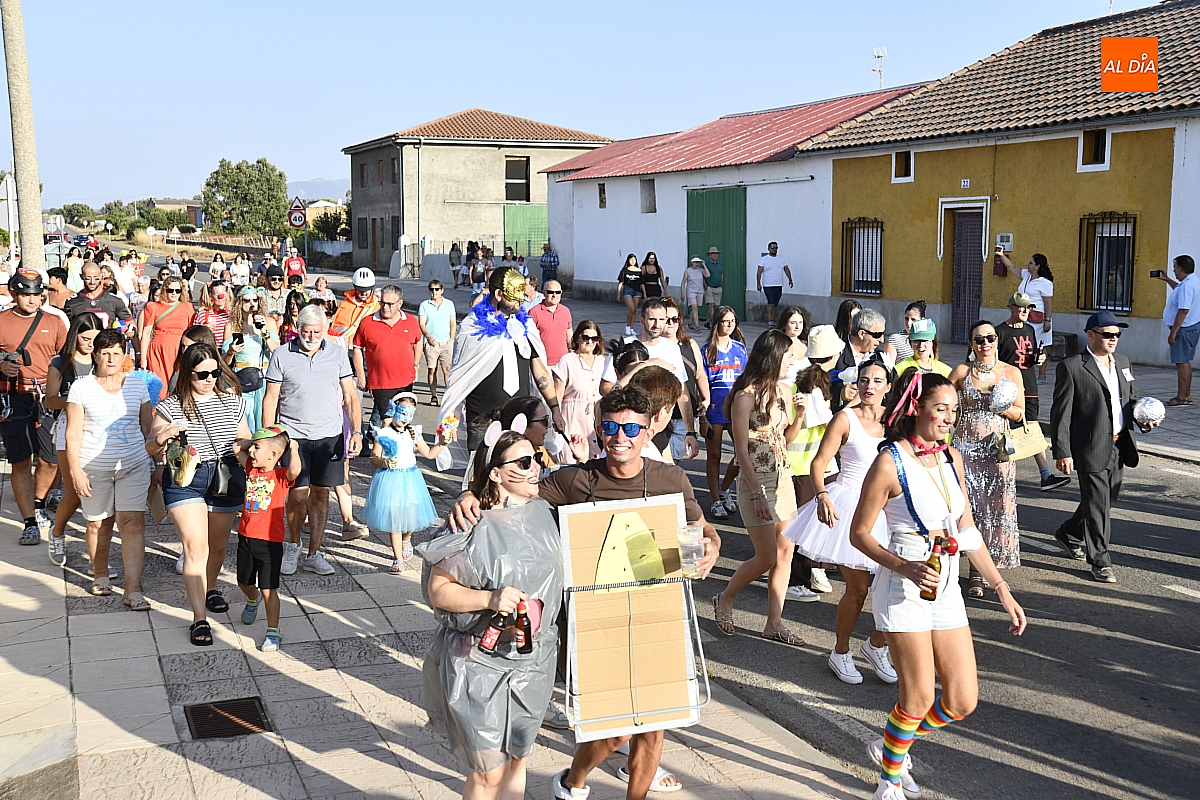 Las calles de Tenebrón se visten de fiesta en honor a San Ceferino