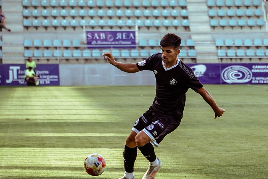 El Salamanca UDS firma las tablas con el Palencia CF (0-0)