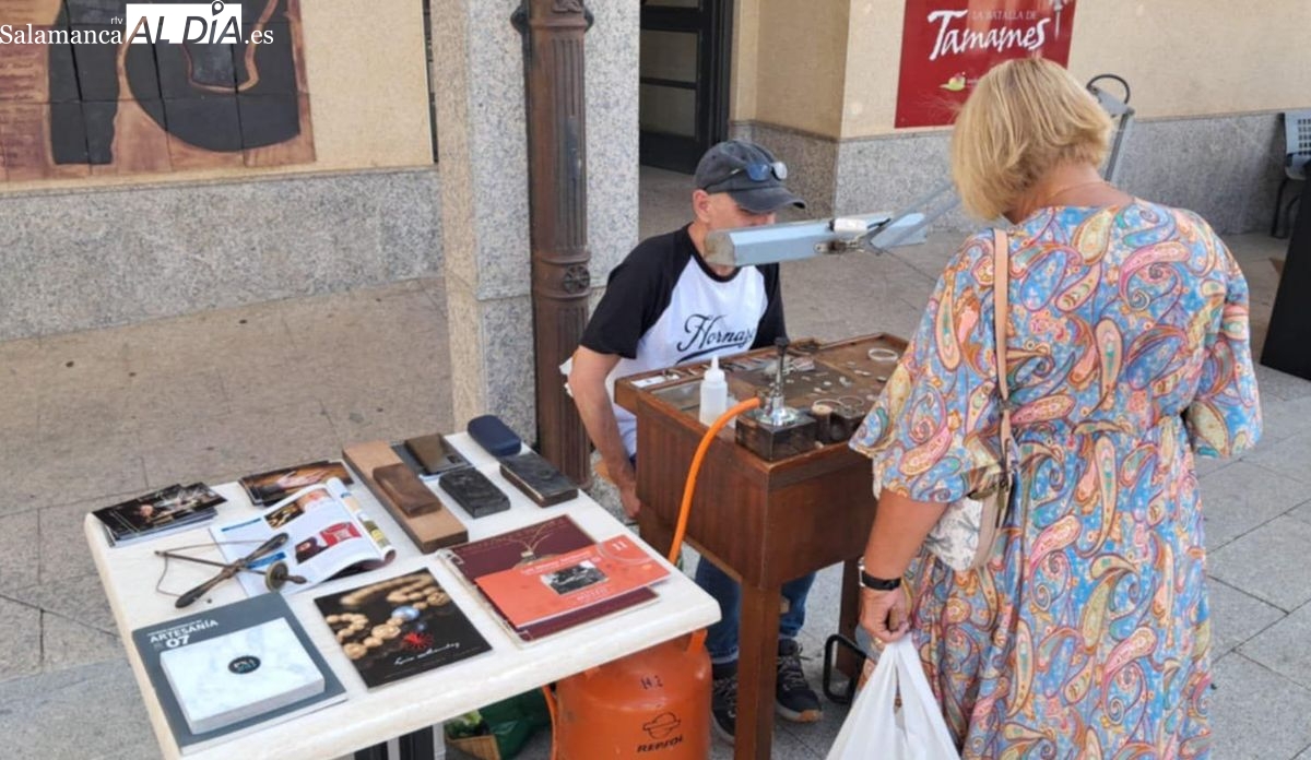 La II Feria del Libro de Tamames culmina con gran éxito de público