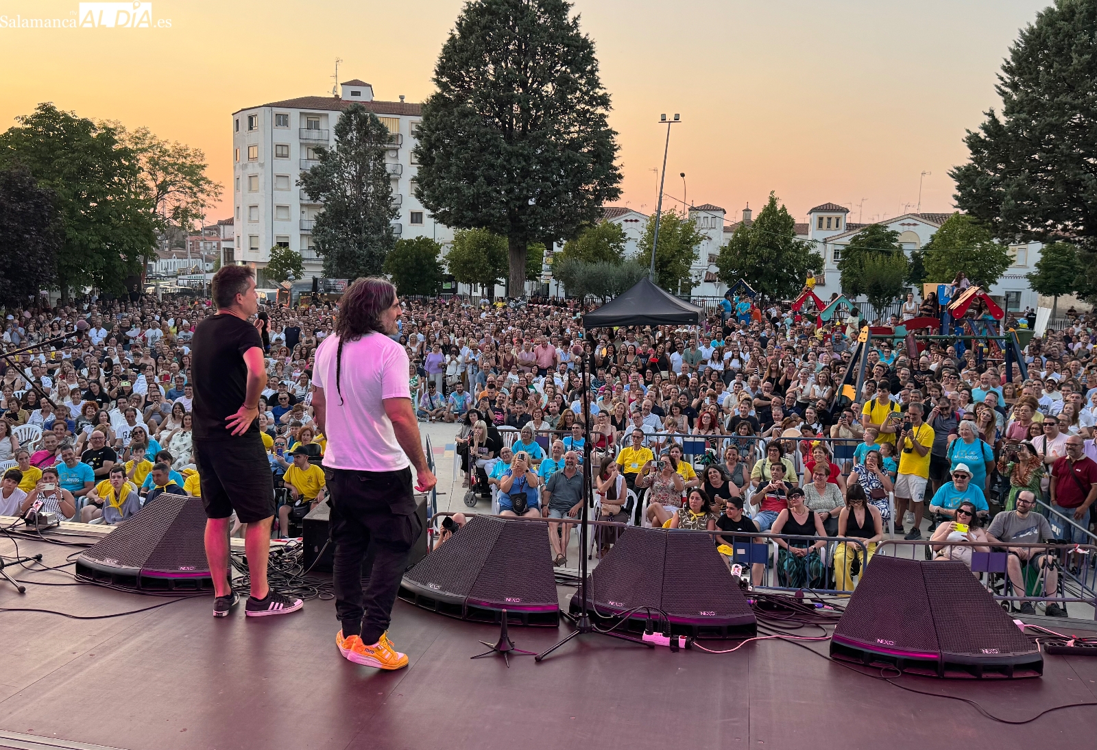 El Airadilos Fest abarrota Peñaranda y desborda previsiones, con largas colas y 4.000 personas en La Huerta