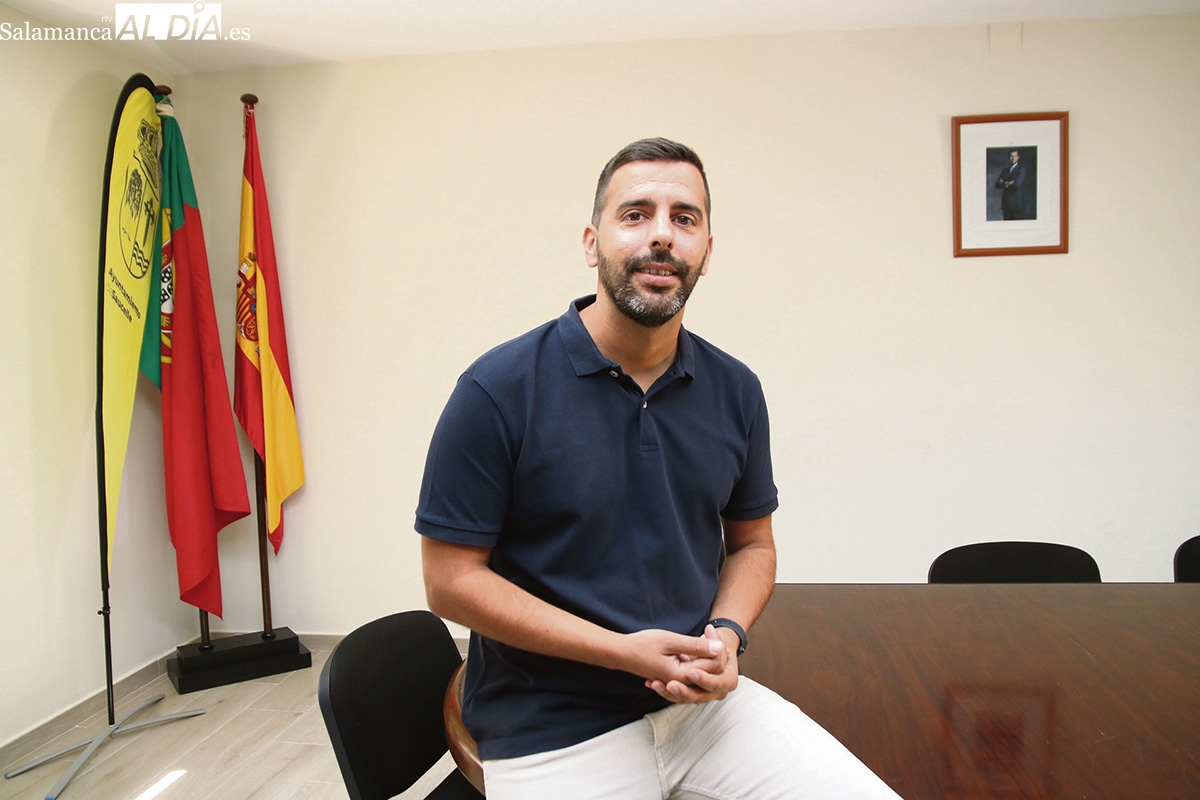 Con el ahorro en fiestas hemos comprado camas y sillones para la residencia