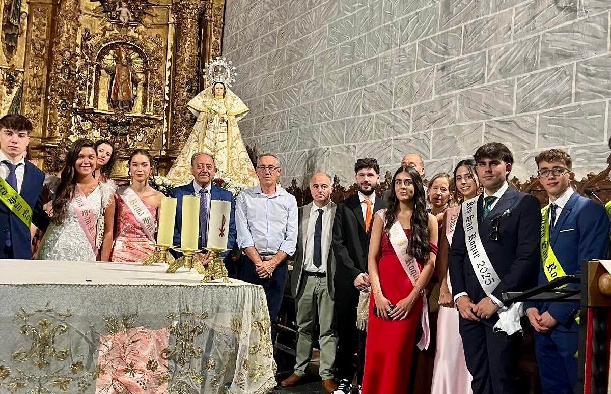 Macotera celebra el día de la Virgen con una solemne eucaristía