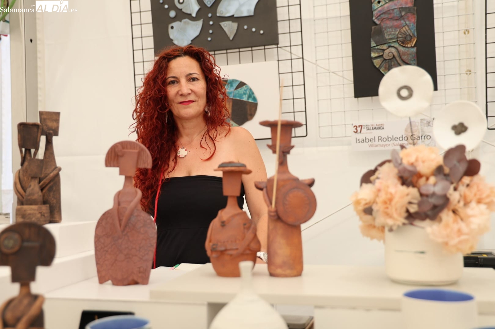 Isabel Robledo, la ceramista que transformó un revés del destino en arte con oro blanco