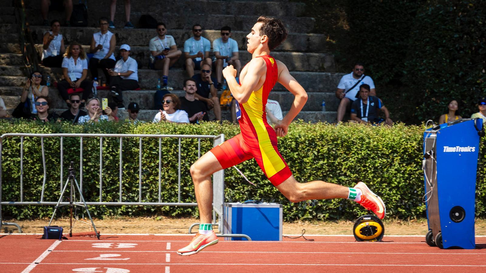 El salmantino Diego Ruiz alcanza el número 1 mundial en el 400 metros paralímpico sub20
