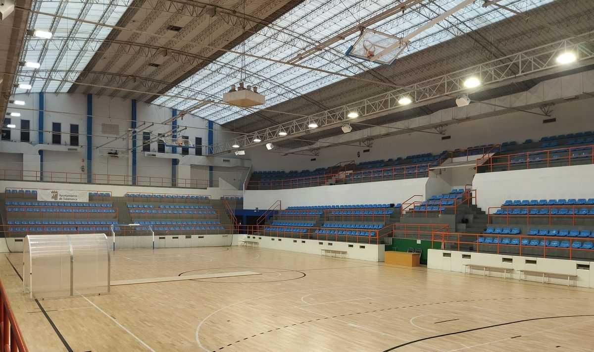 El pabellón de La Alamedilla estrena nueva iluminación LED con una inversión de más de 46.000 euros