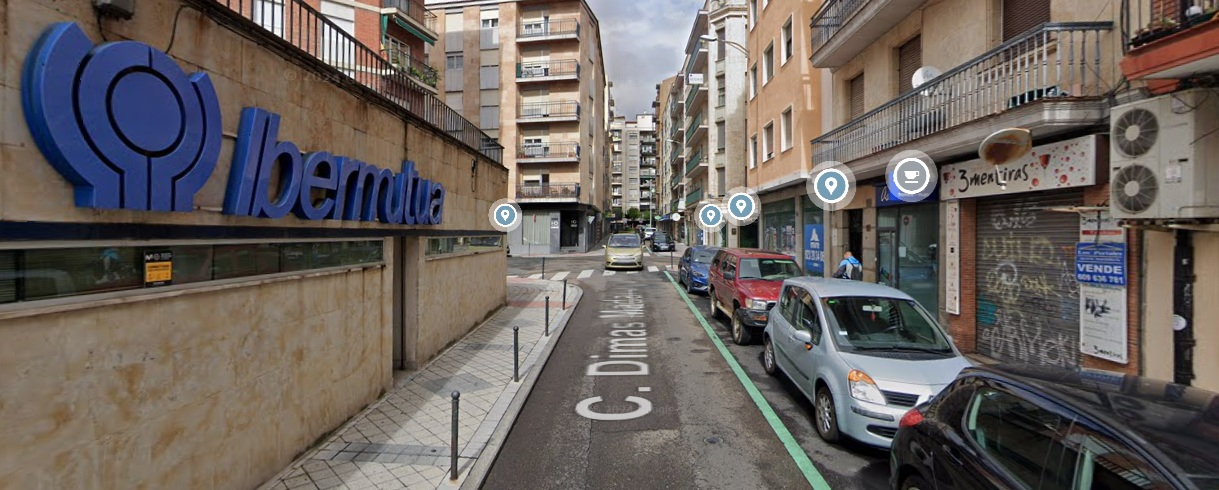 Un trabajador de 45 años resulta herido tras caer desde tres metros de altura en Salamanca