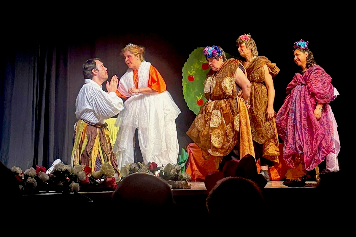 Asprodes impulsa en Vitigudino el proyecto teatral Capaces de Amar por la afectividad en la discapacidad