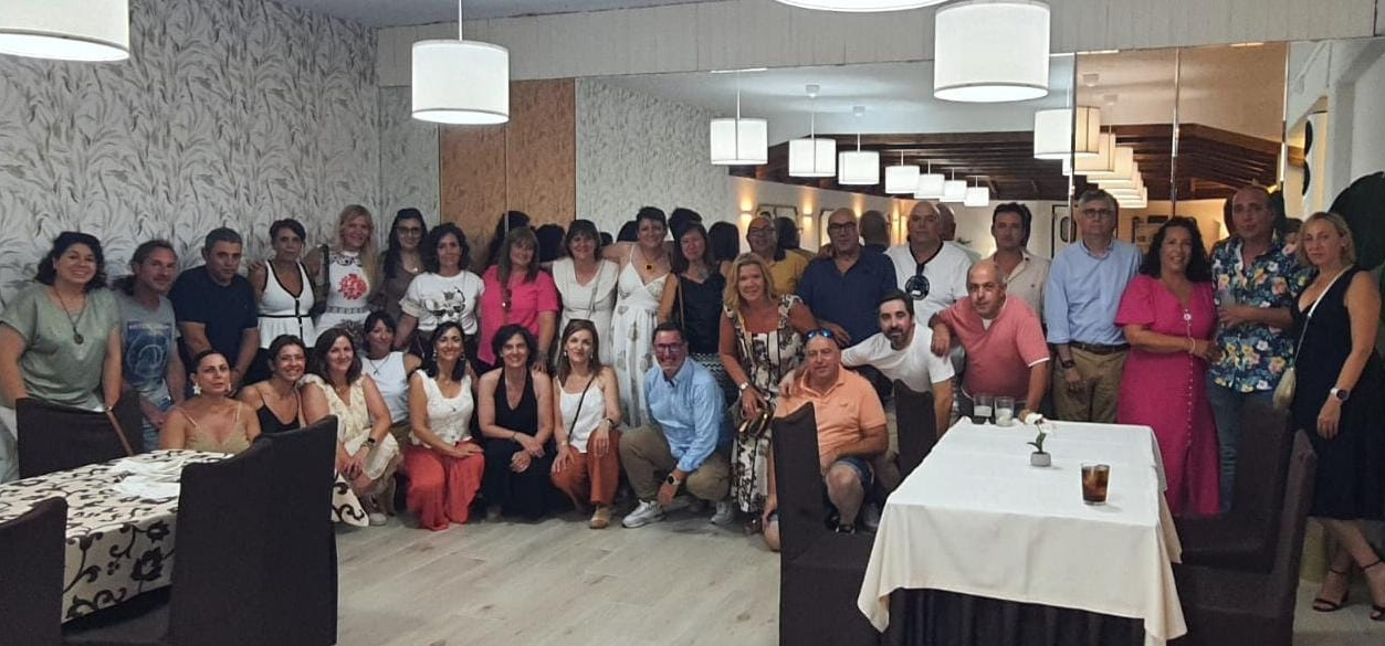 Los quintos del 75 de Vitigudino celebran sus 50 años con un bonito reencuentro