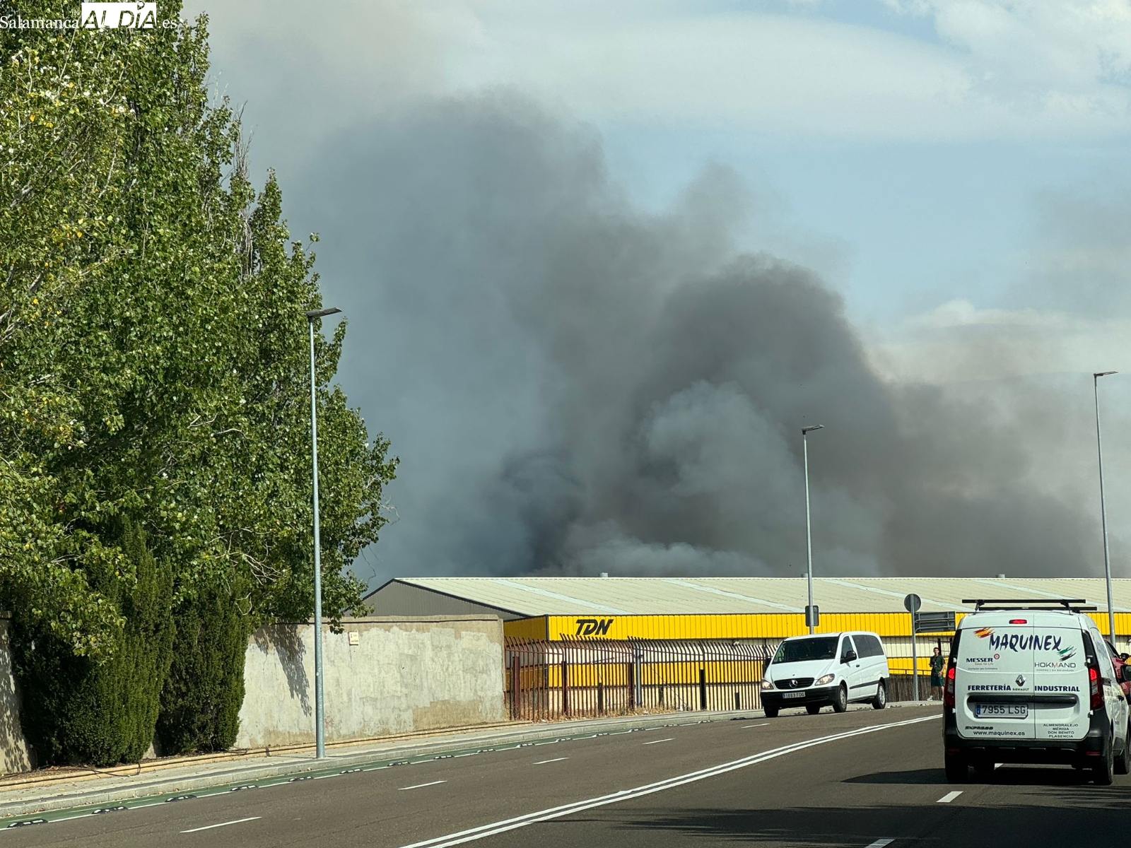 Un incendio en Carbajosa provoca más de 25 llamadas al 112 por la preocupación 