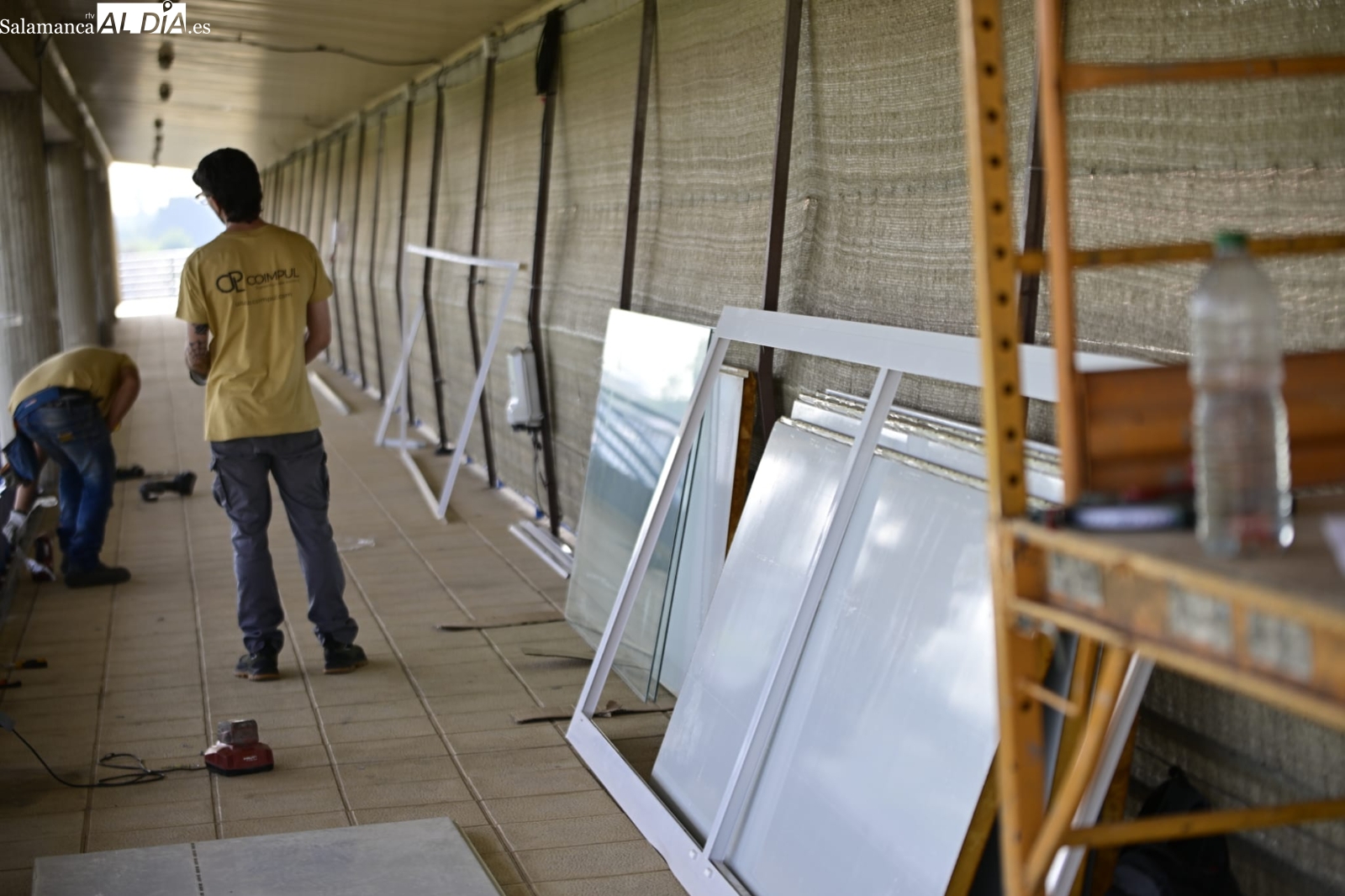 Unionistas comienza a instalar los nuevos palcos en el Reina Sofía (FOTOS)