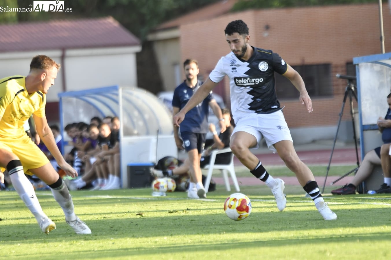 FOTOS | Unionistas se hace añicos en Las Pistas y cae con el Mérida en el XI Memorial UDS (2-5)