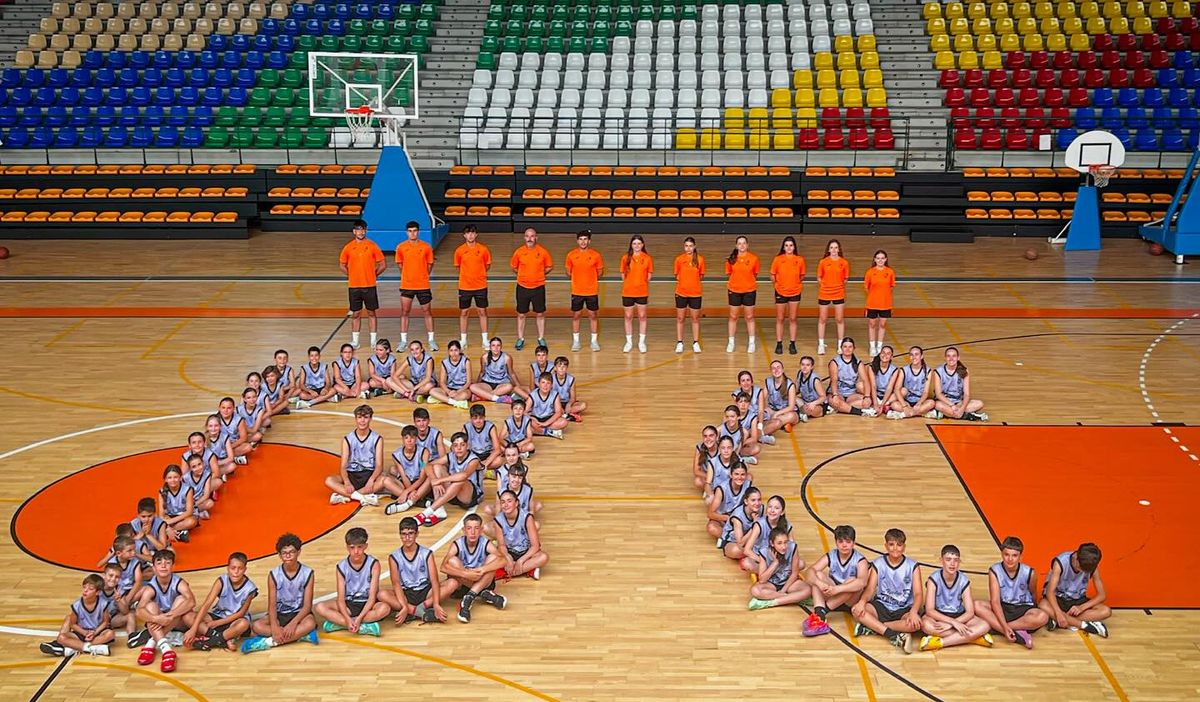 El CB Carbajosa arranca la pretemporada con más de 170 jugadores y un equipo luchando por el ascenso