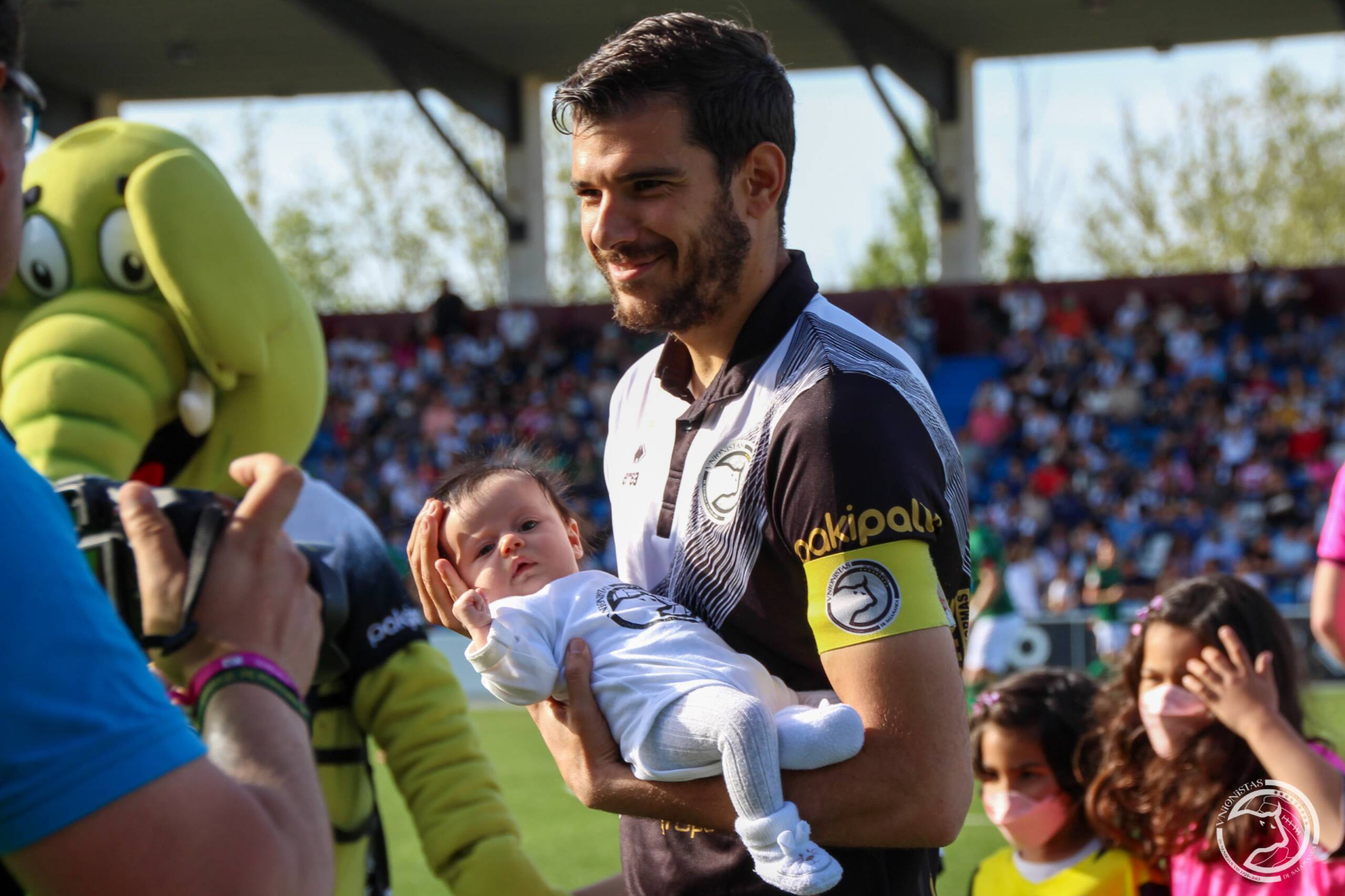 Unionistas regalará el carné a los bebés nacidos en Salamanca durante la presente temporada