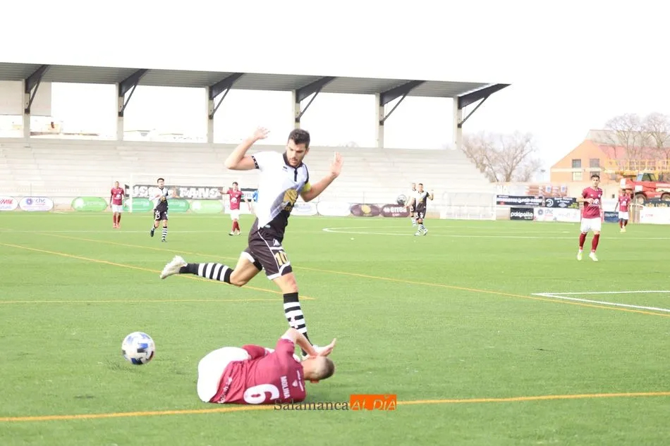 De la Nava, el único superviviente salmantino en el derbi Unionistas - Salamanca UDS: Los primeros años parecía que eran partidos a vida o muerte