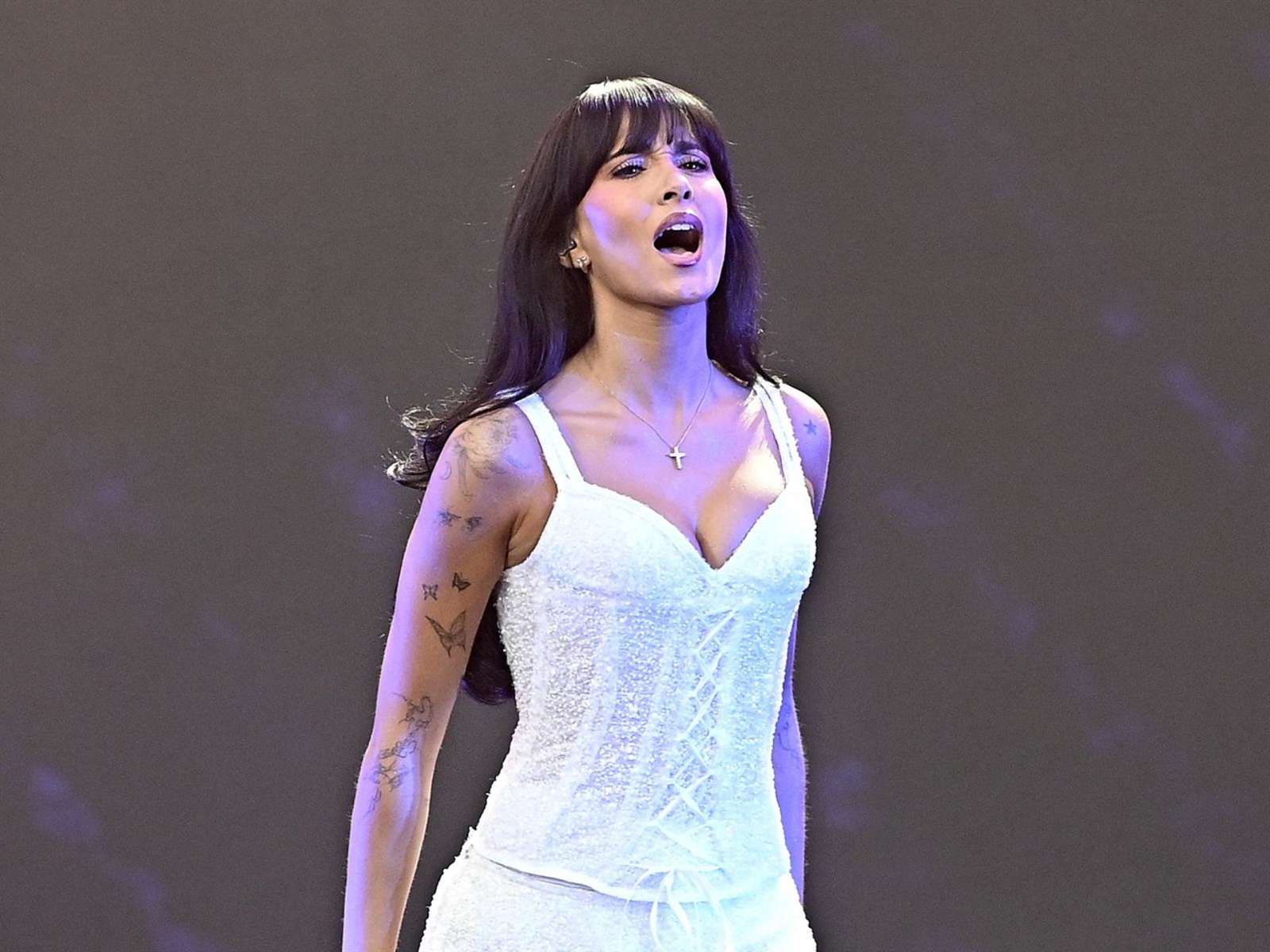 Aitana da la espalda a los rumores tras la supuesta discusión con Plex