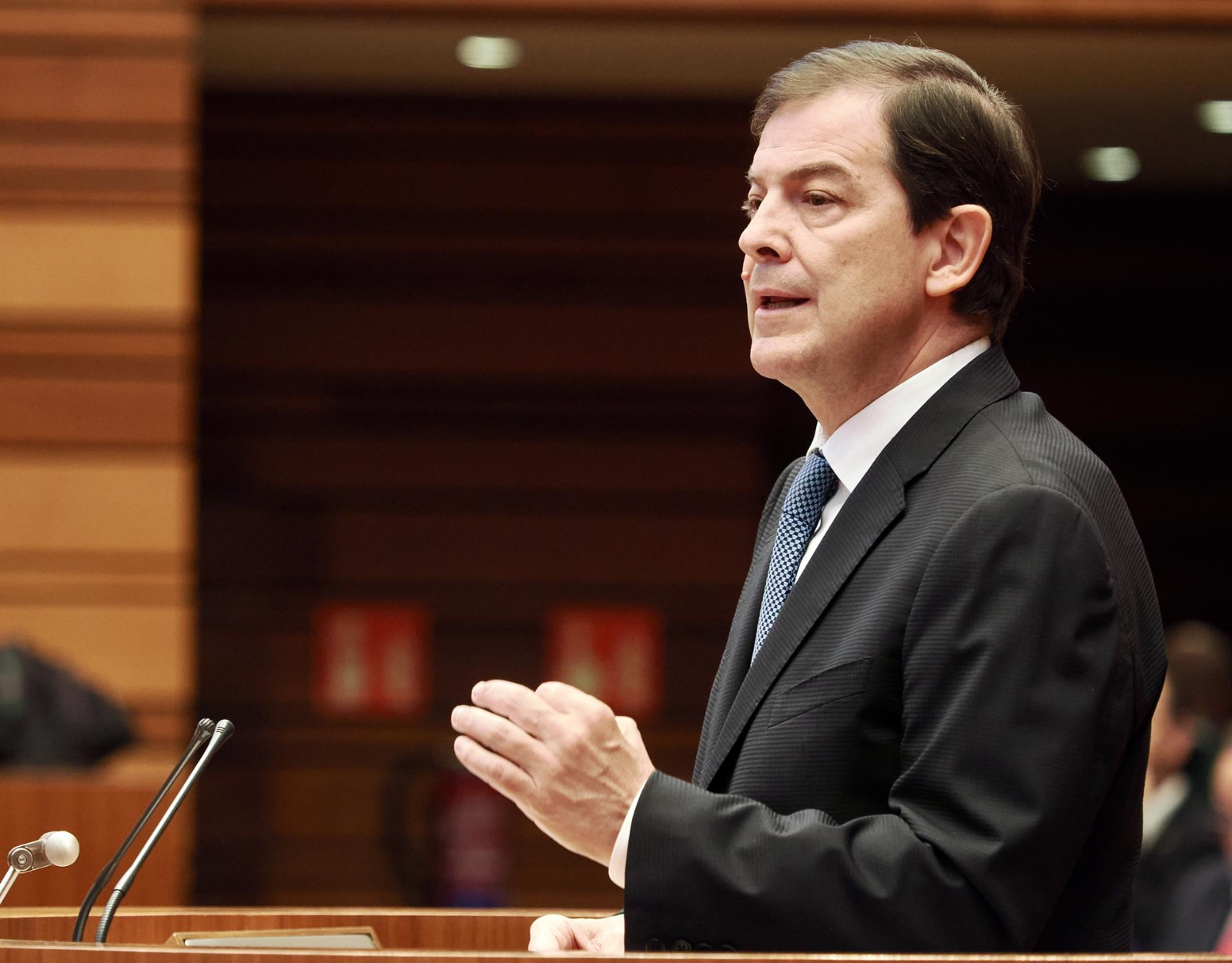 Mañueco defiende la gestión de los incendios: Se respondió desde el minuto uno ante un cóctel perverso