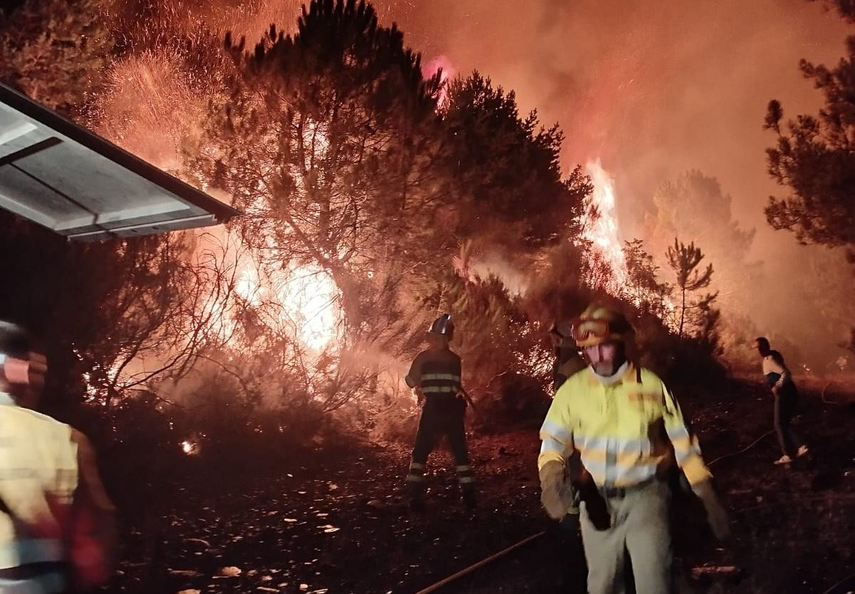 VÍDEO | El peligro es mayor de lo que parece, explica el alcalde de La Alberca tras el incendio
