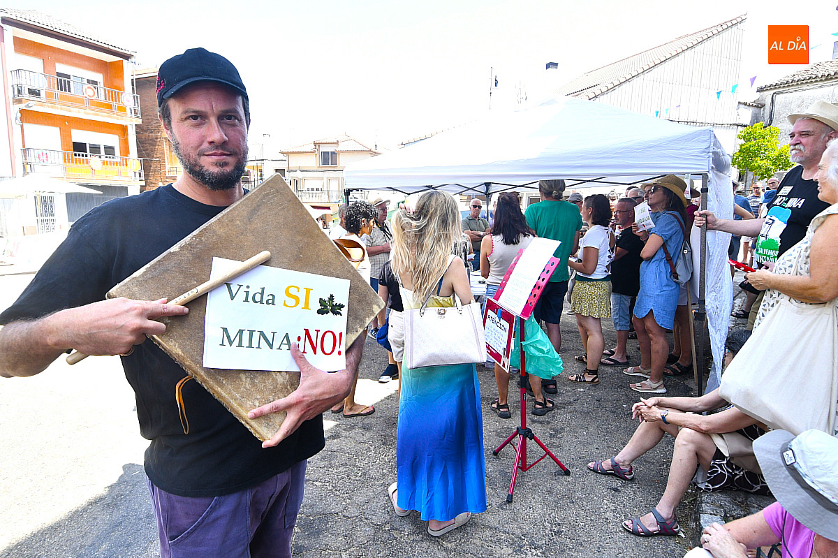 Rebollar Vivo se moviliza en El Payo contra la amenaza de tres proyectos mineros en la zona