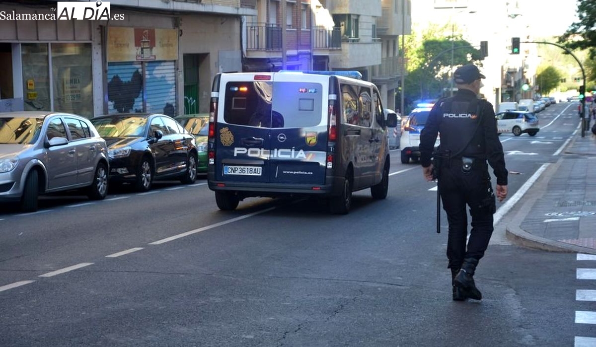 La llamada de un vecino permite detener al ladrón de un coche en Salamanca