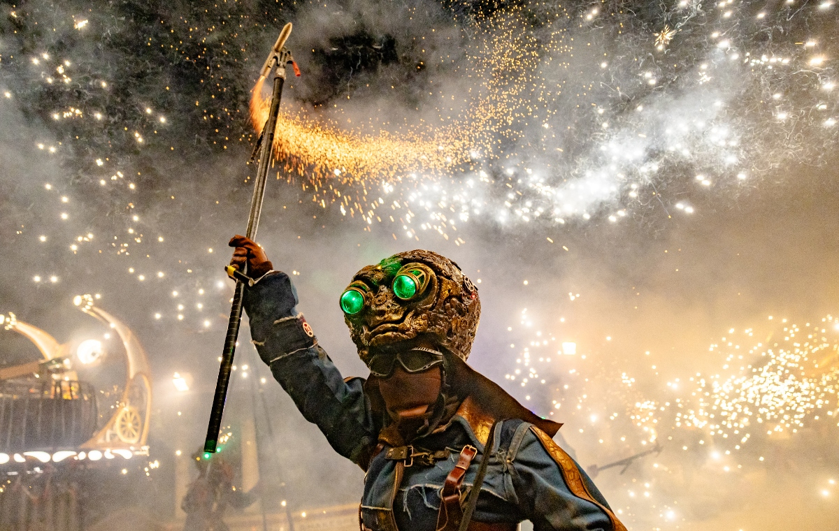 Se adelanta el espectáculo pirotécnico de la Feria para hacer hueco a los fuegos artificiales