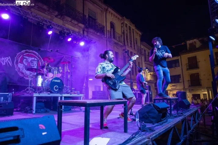 Alba Fest 2025: El rock volvi&oacute; a rugir en Alba de Tormes | Imagen 2