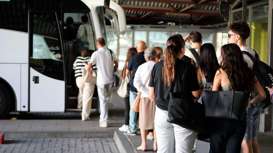 BusCyL: Problemas por falta de previsión ante el aumento de viajeros