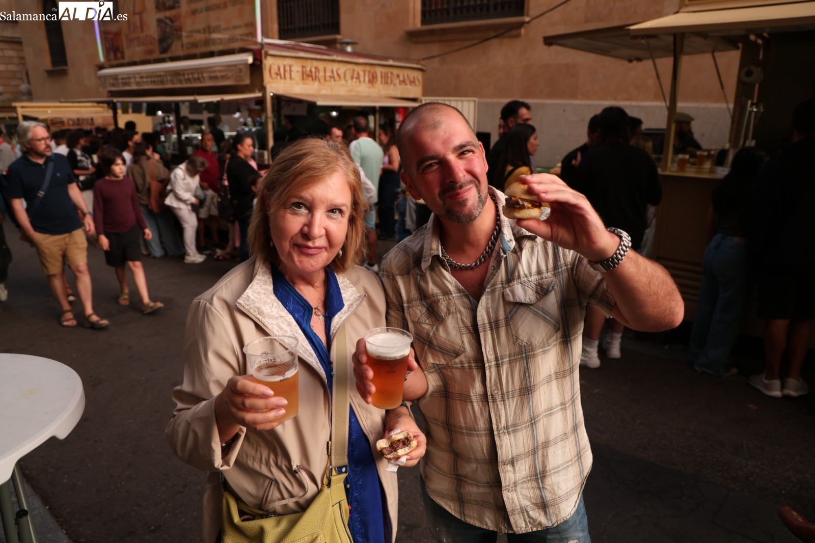 FOTOS | Gran ambiente en Rector Lucena para saborear los pinchos de feria