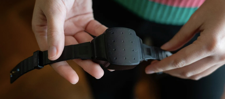 Salamanca, a la cola de Castilla y León en pulseras para maltratadores con solo tres dispositivos activos