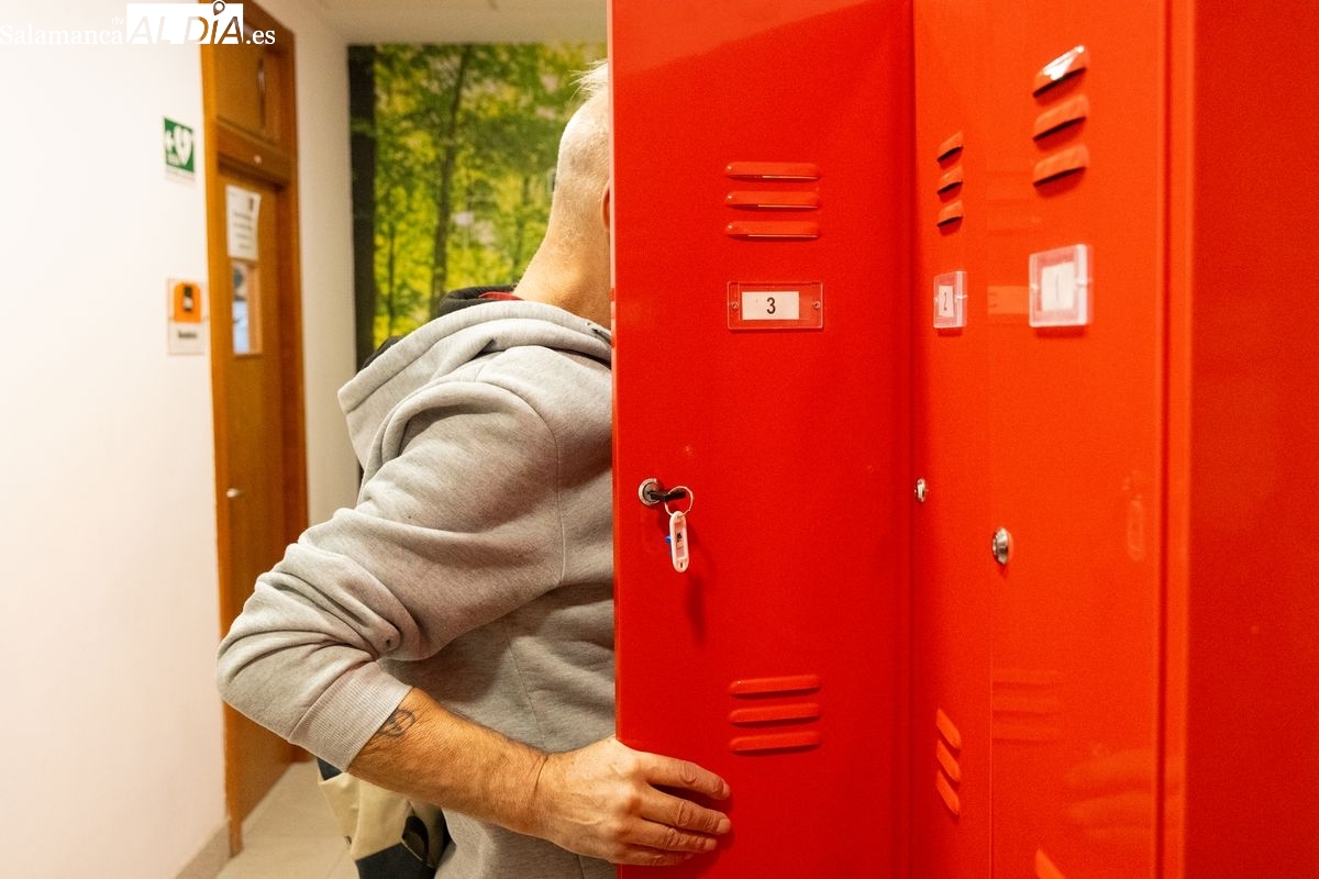 De combatir en Bosnia a luchar por un techo en Salamanca: la angustia diaria en busca de un hogar