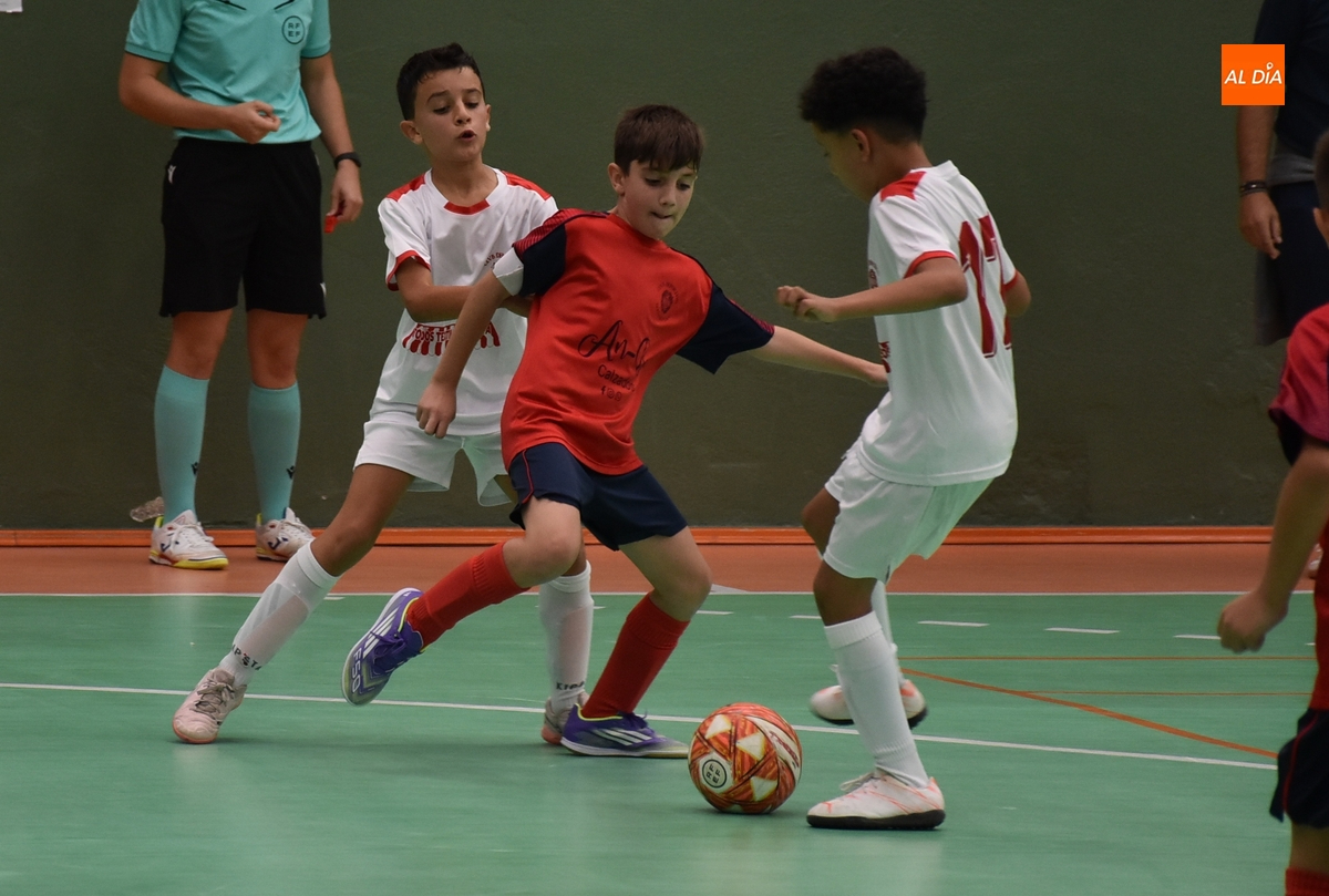 Los alevines del III Columnas debutan con un igualado derby que se decantó a favor del equipo A