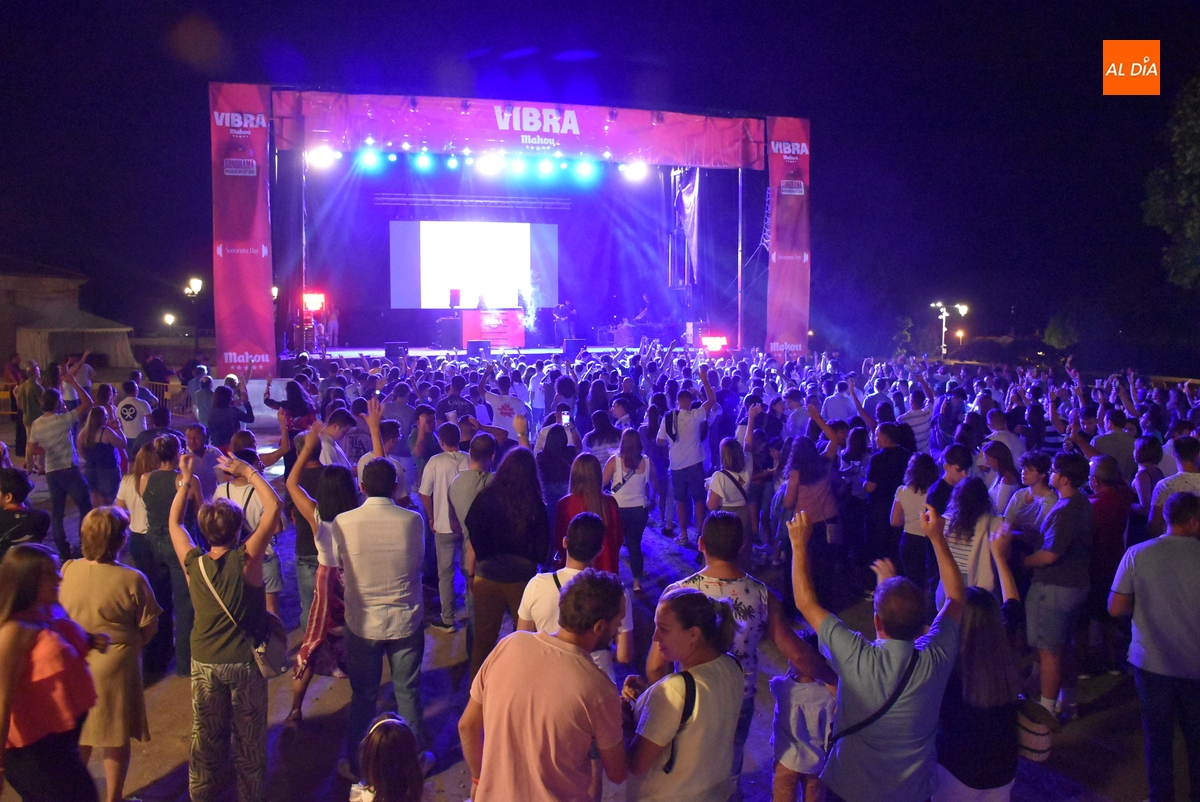 Público de todas las edades vibra con DJ Nano en la cita del Sonorama Ribera en Ciudad Rodrigo