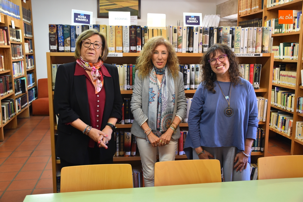 Un encuentro con Marga Acosta y Alberto Dávila abrirá el curso 2025/2026 de Mirolibro