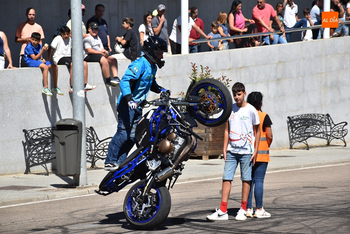 El gran Cajó triunfa entre los mirobrigenses con sus habilidades sobre ruedas