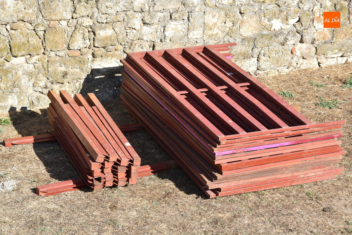 Arrancan los preparativos callejeros para la Feria del Caballo