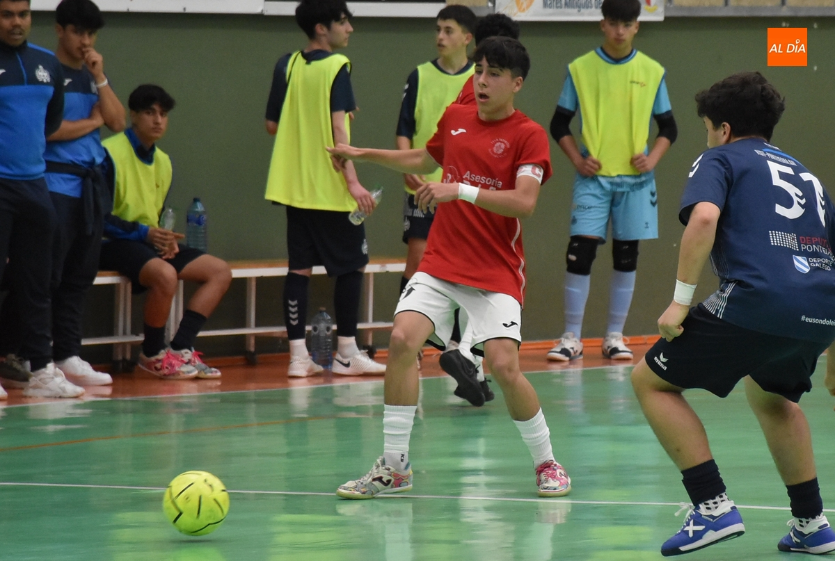 Álex Sastre se gana un hueco en la plantilla del III Senior 2025/2026