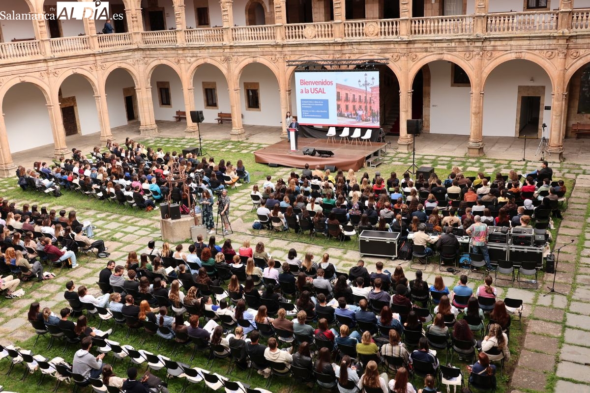 FOTOS | Récord de la Universidad de Salamanca con cerca de 1.000 estudiantes de Erasmus e Intercambio