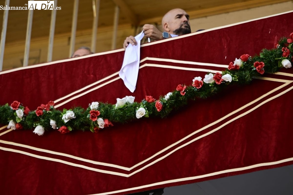 El listón, por los suelos