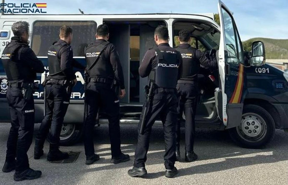 Persecución en Salamanca para capturar a un fugitivo con una orden de ingreso en prisión 