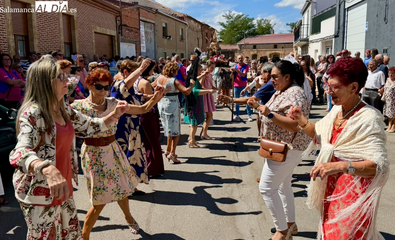 Villoria dedica bailes y vivas a su patrona, la Virgen de la Vega 
