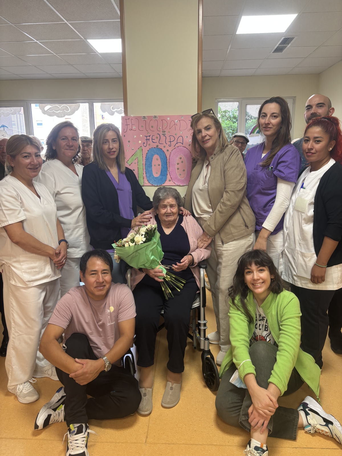 100 años de vida y una fiesta sorpresa: el emotivo homenaje a Felipa Pavón en Salamanca