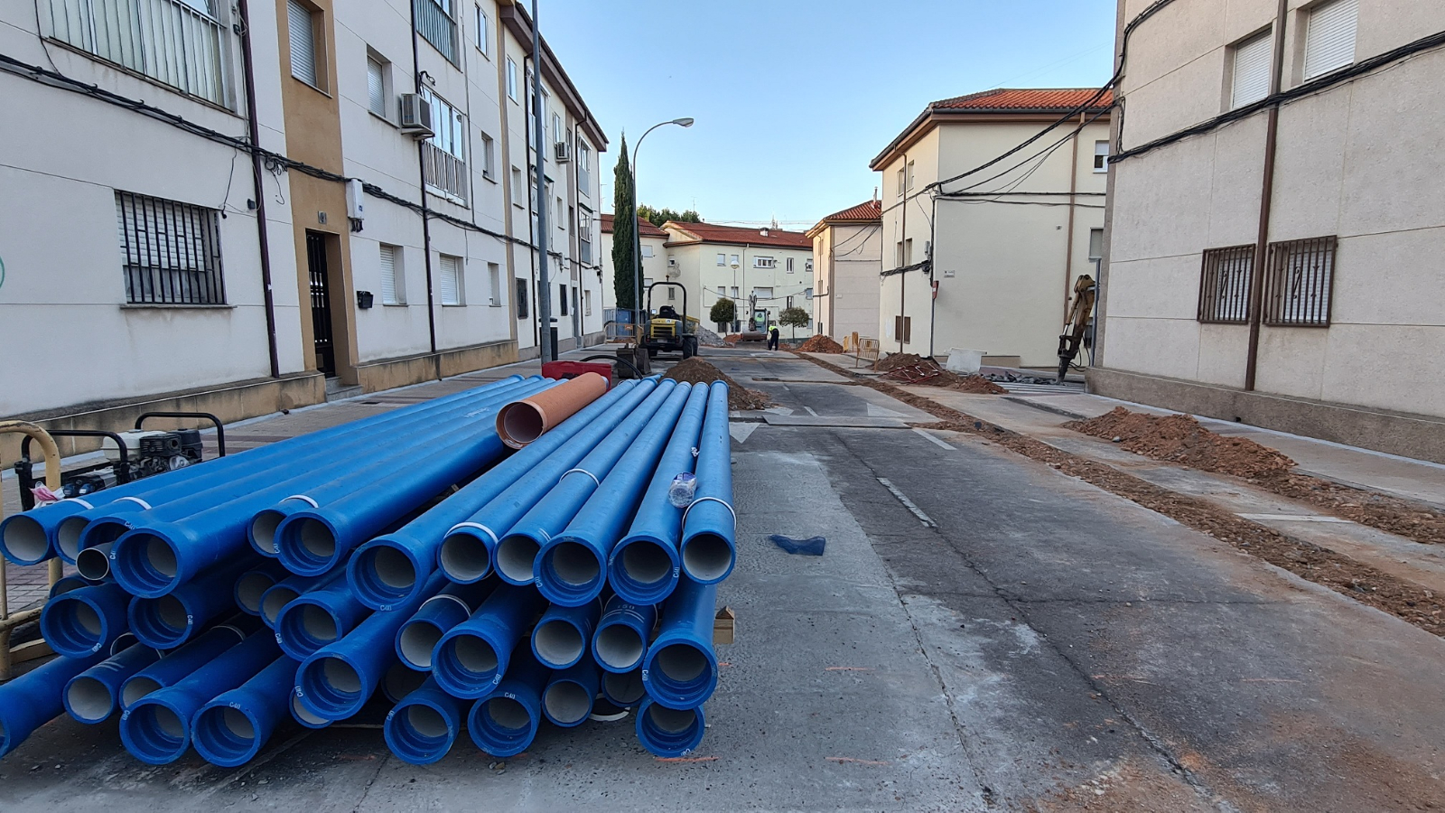 Iniciadas las obras de renovación de 553 metros de tuberías de abastecimiento de agua en el barrio Vidal