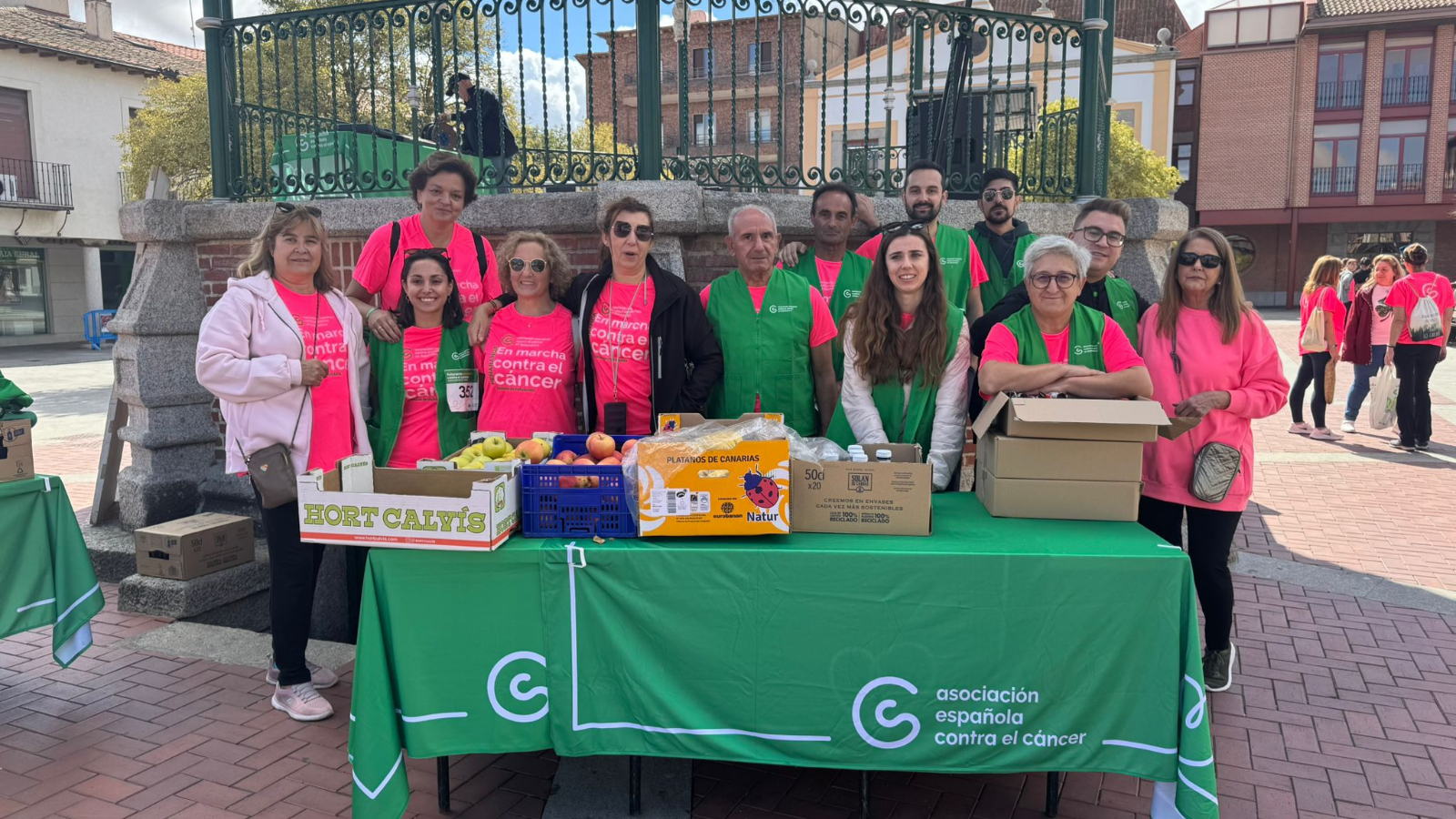 Multitudinaria marcha contra el cáncer en Peñaranda