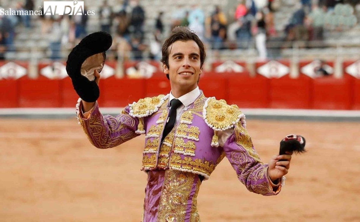 Una lesión de Román Collado abre las puertas a Alejandro Marcos para su esperado debut de la temporada